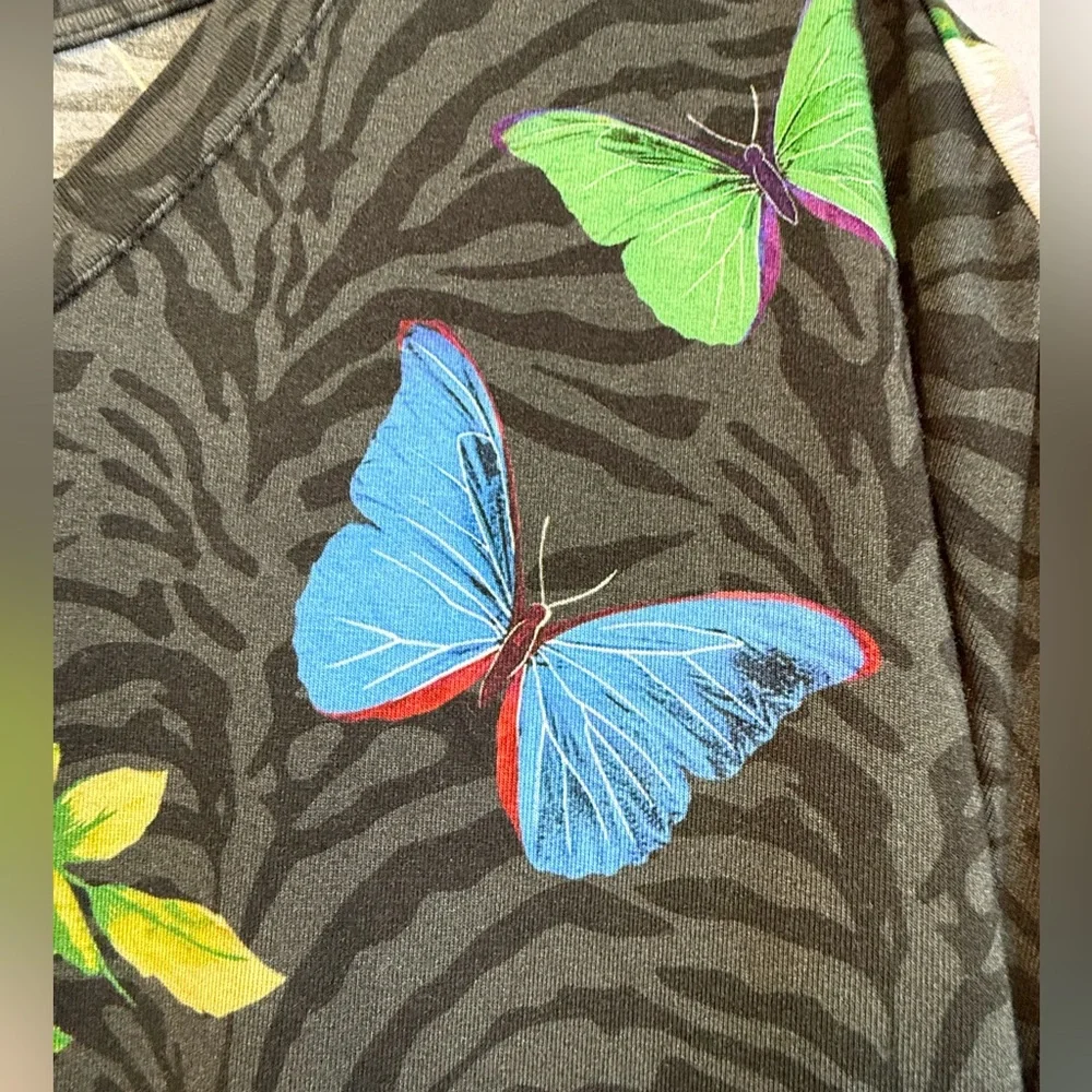 JOHNNY WAS Blooming Breeze Floral Print Crew Neck Short Sleeve Relaxed Tee Shirt - Picture 8 of 15